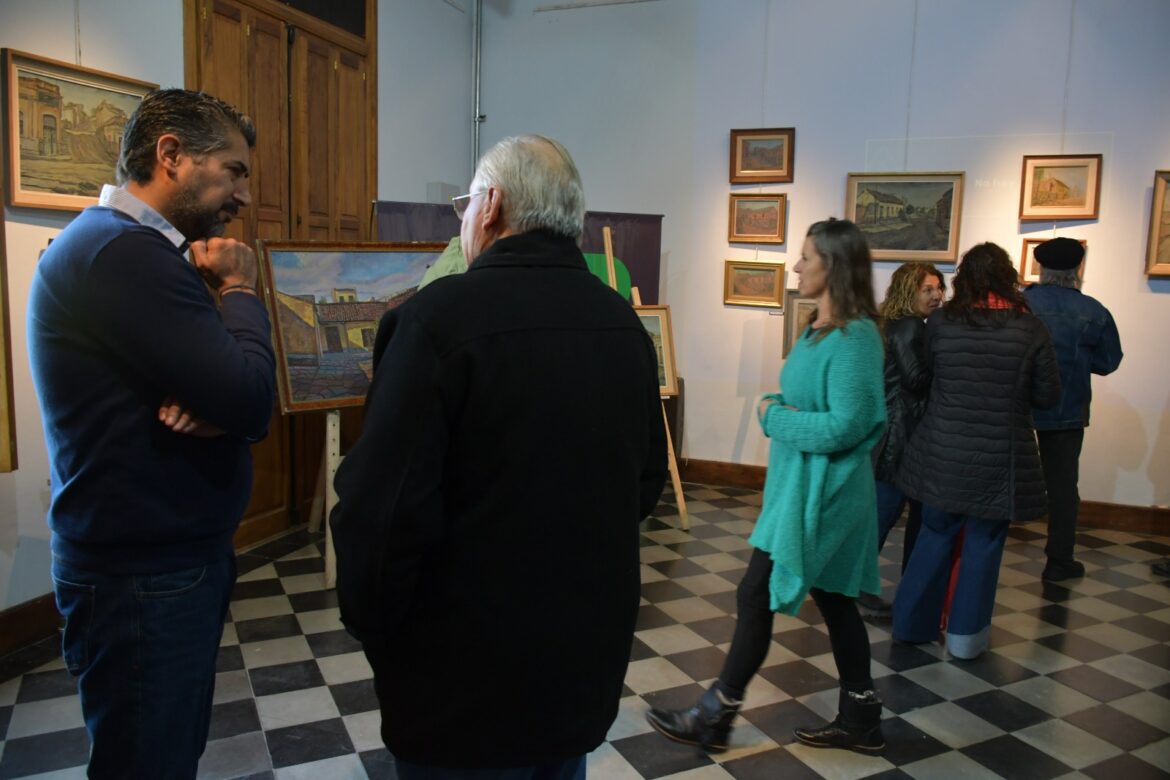 Se inauguró la muestra de cuadros de Biagetti y Llambí