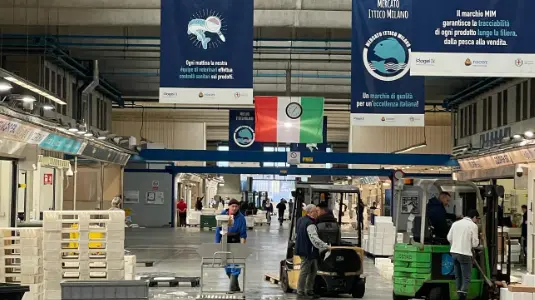 Impulsan la comercialización de productos en el Mercado Italiano