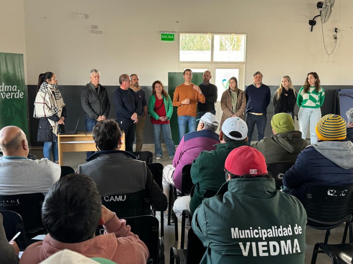 Jornada de capacitación sobre poda responsable en Viedma