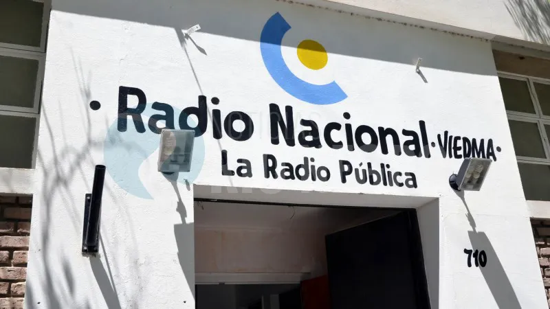 Radio Nacional con menos programación local