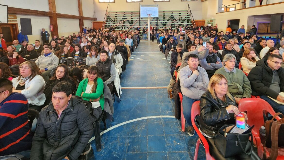 Concluyó la Audiencia Pública de Calcatreu