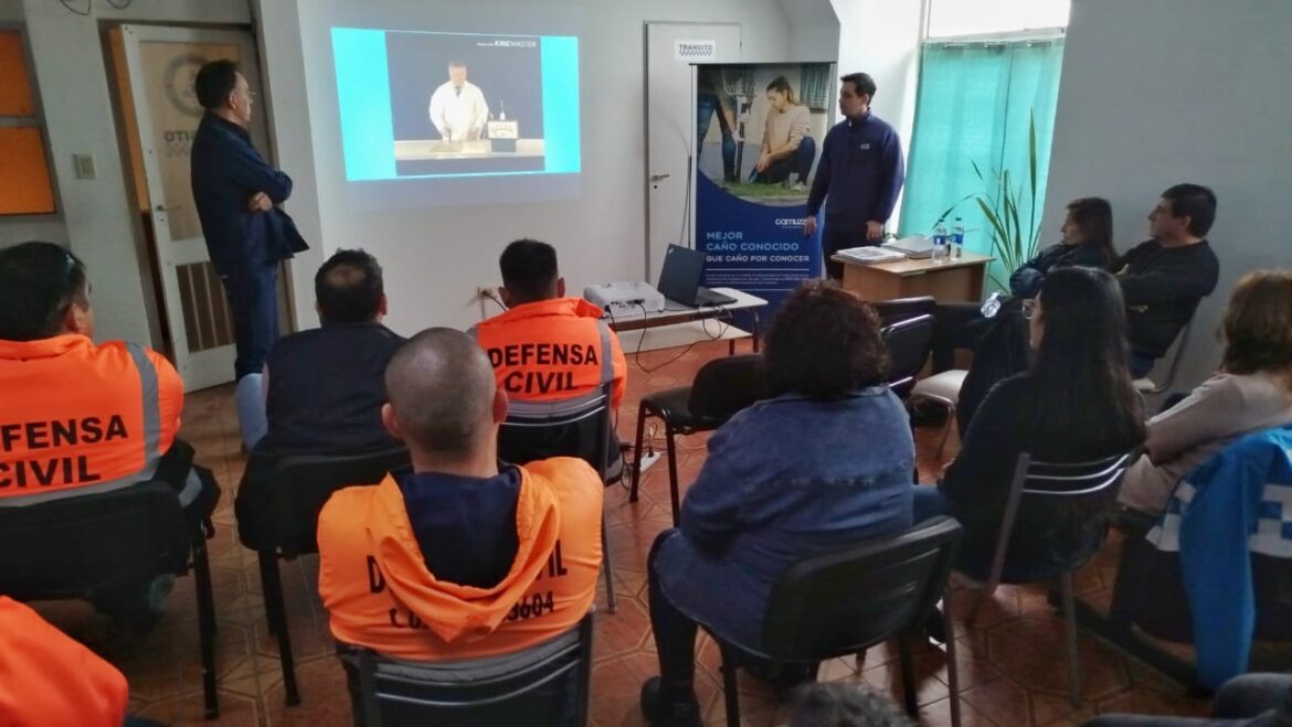 Trabajadores municipales se capacitaron en prevención de daños