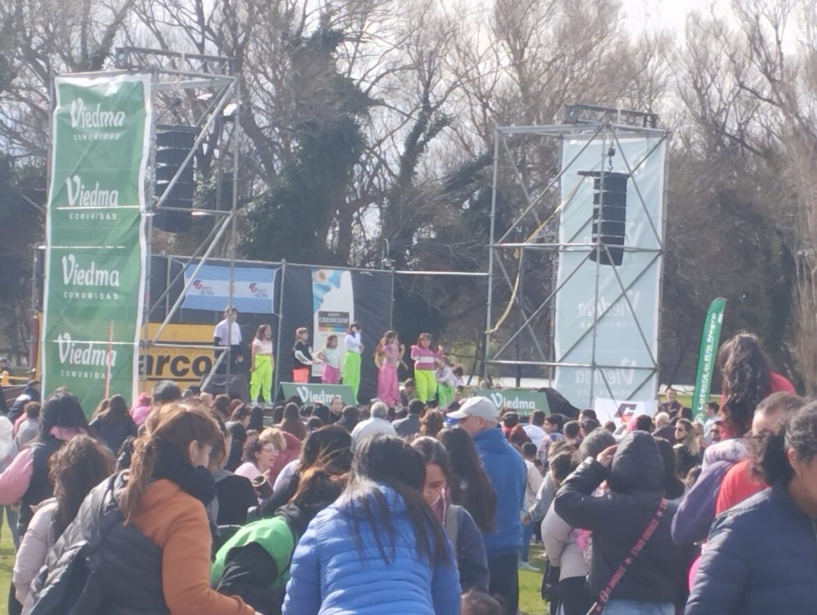 Con una multitud Viedma celebró el día de las infancias