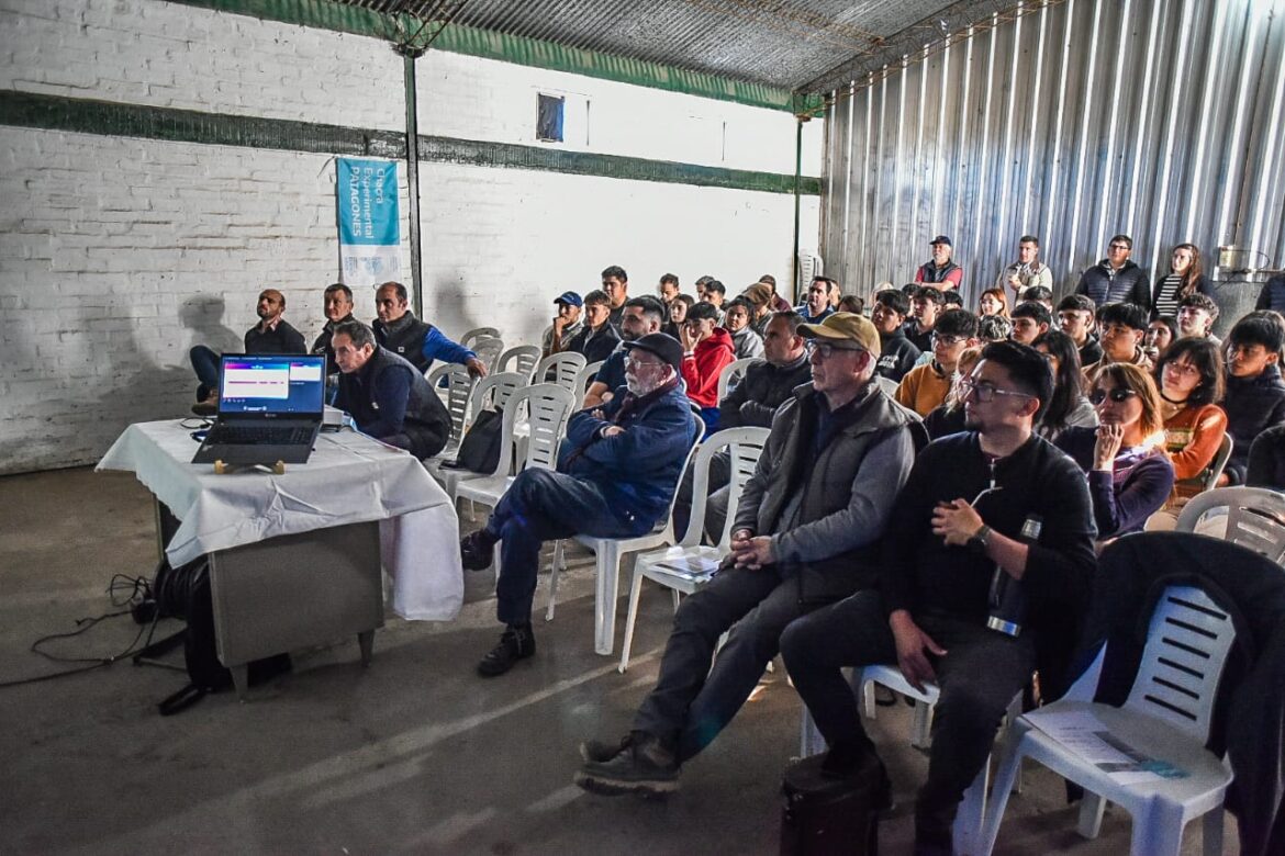 Comenzó una nueva jornada de tranqueras abiertas en la Chacra Experimental