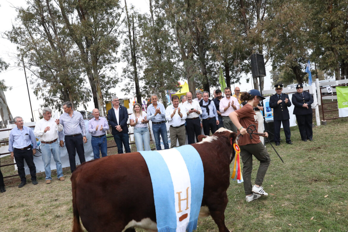 Río Negro es una provincia Agrícola Ganadera para el gobernador