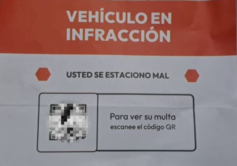 Alerta por una nueva modalidad de estafa que incluye autos estacionados