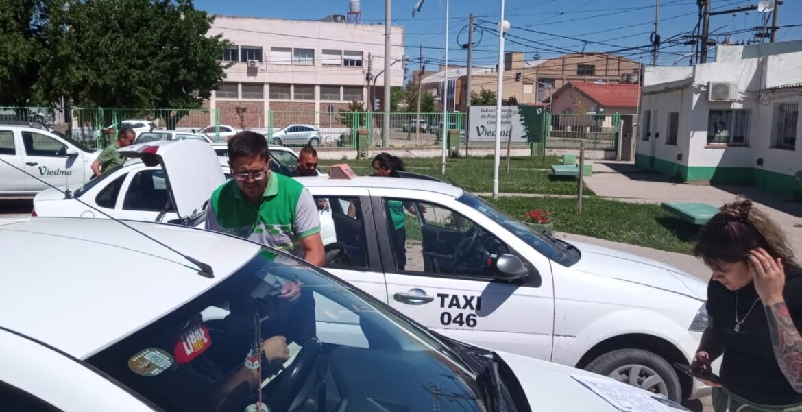 Operativos de control de unidades de taxis